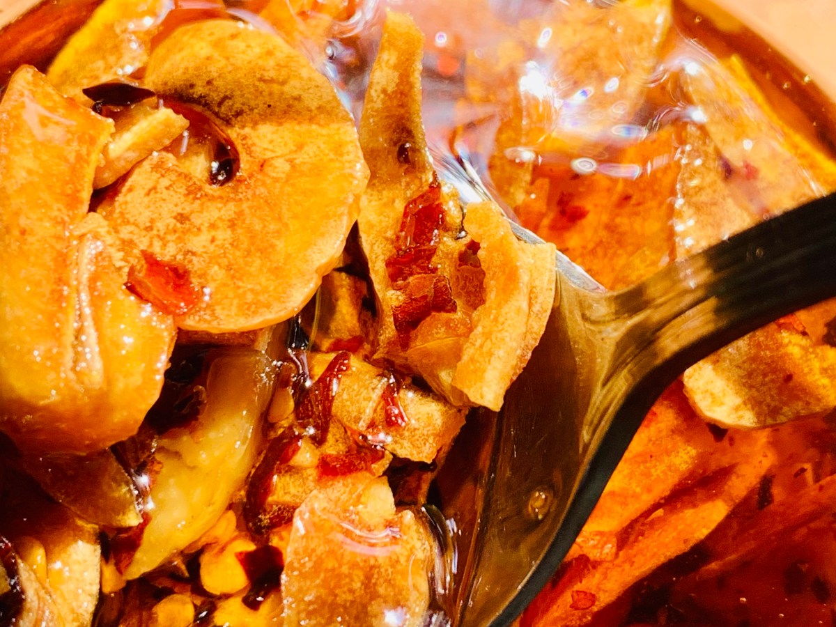 Homemade Chili Oil with Garlic